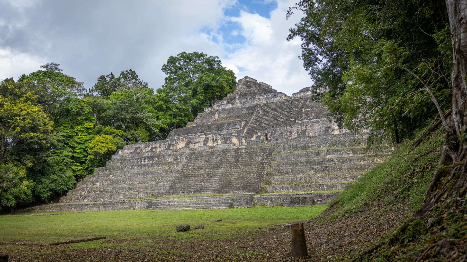 belize maya Ruins