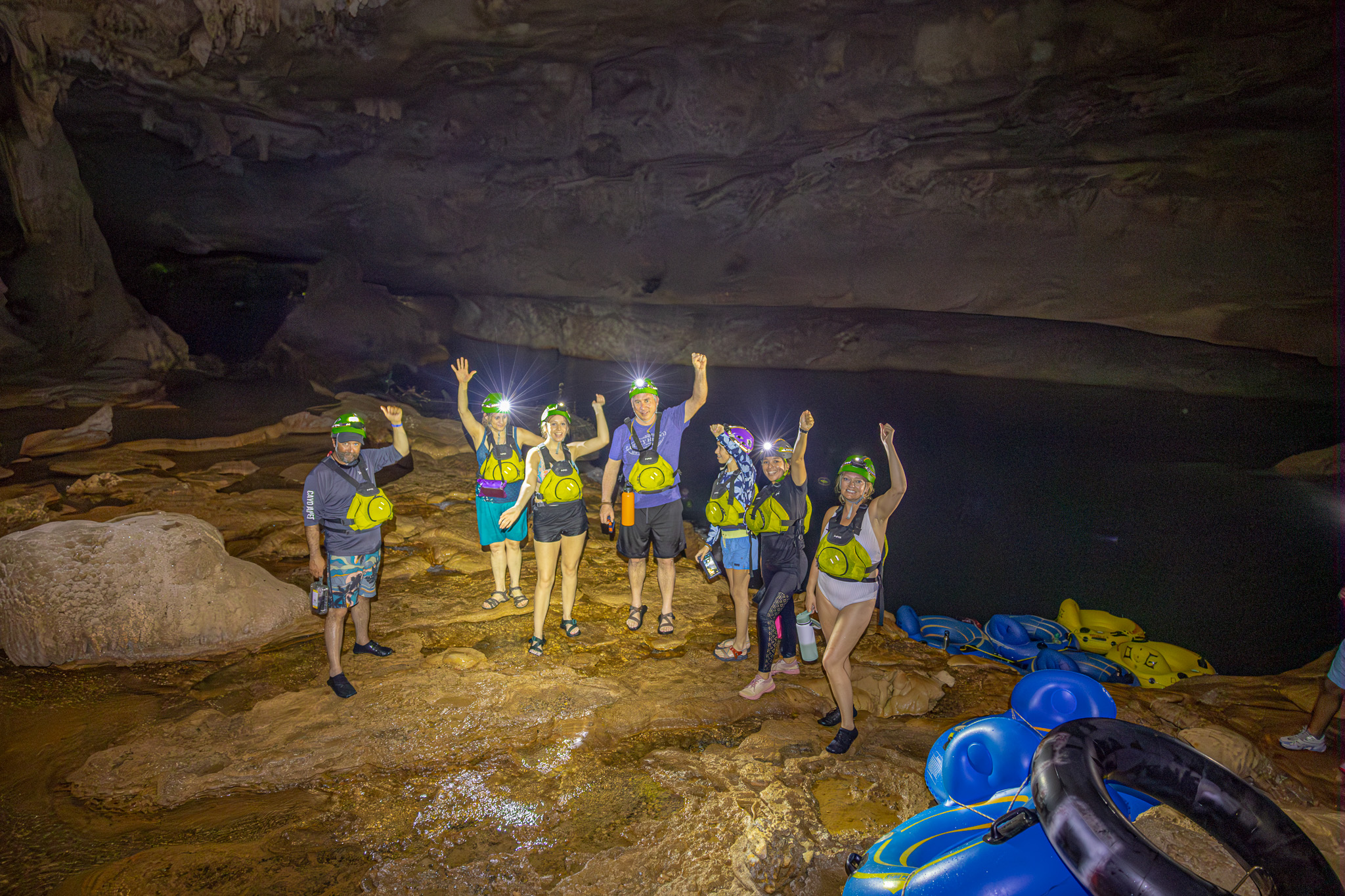 cave tubing belize