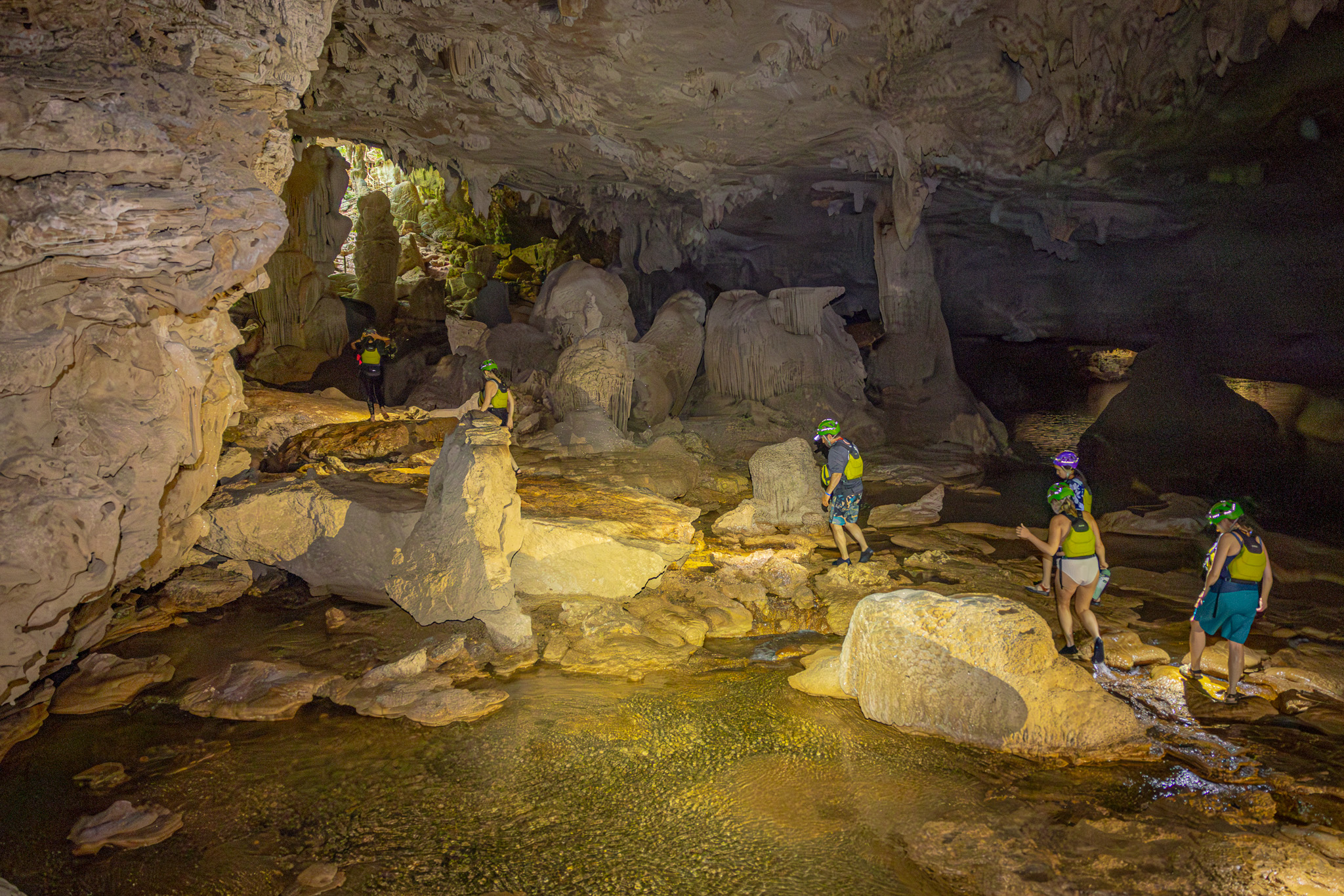 cave tubing belize