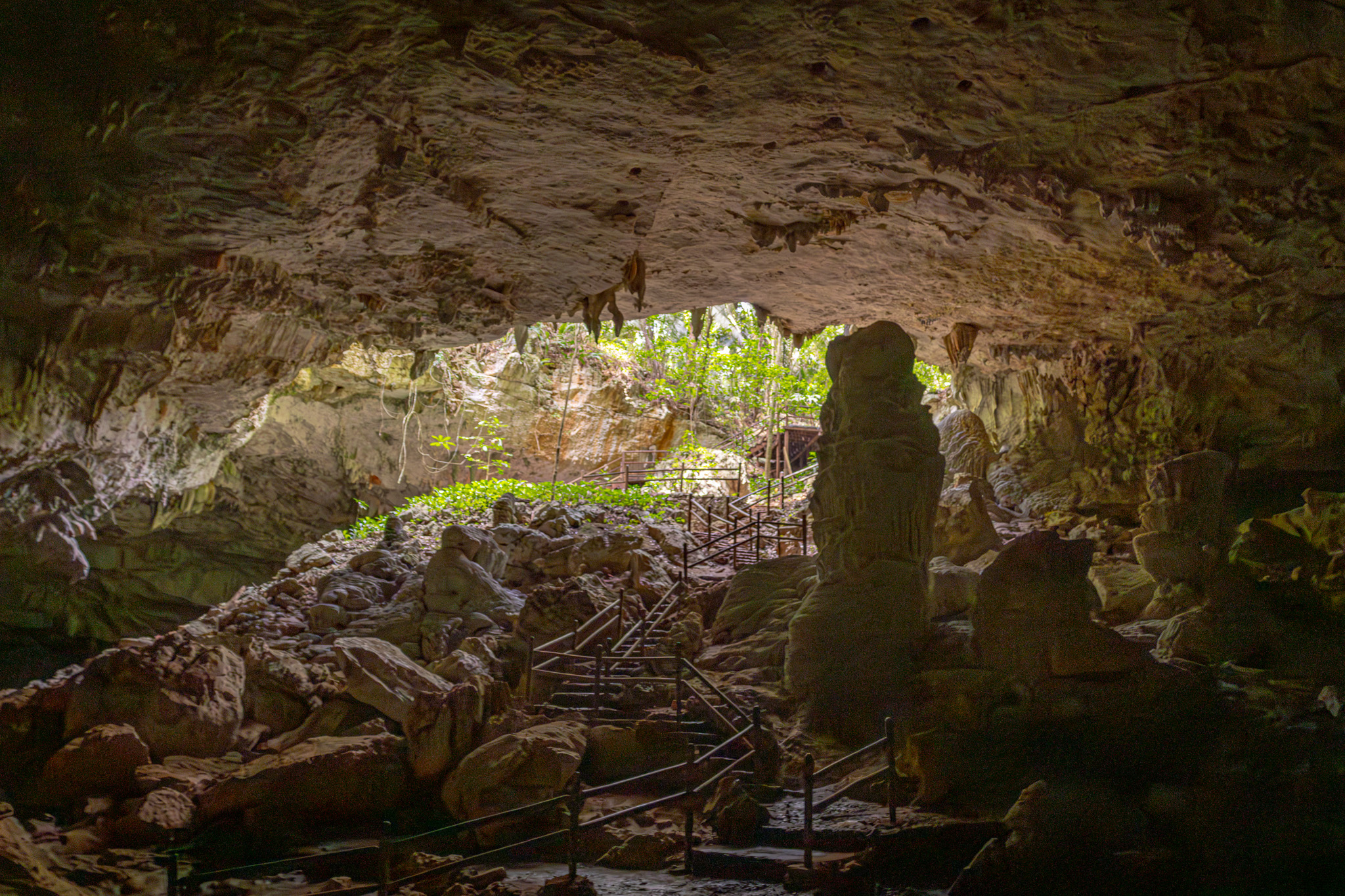 cave tubing belize