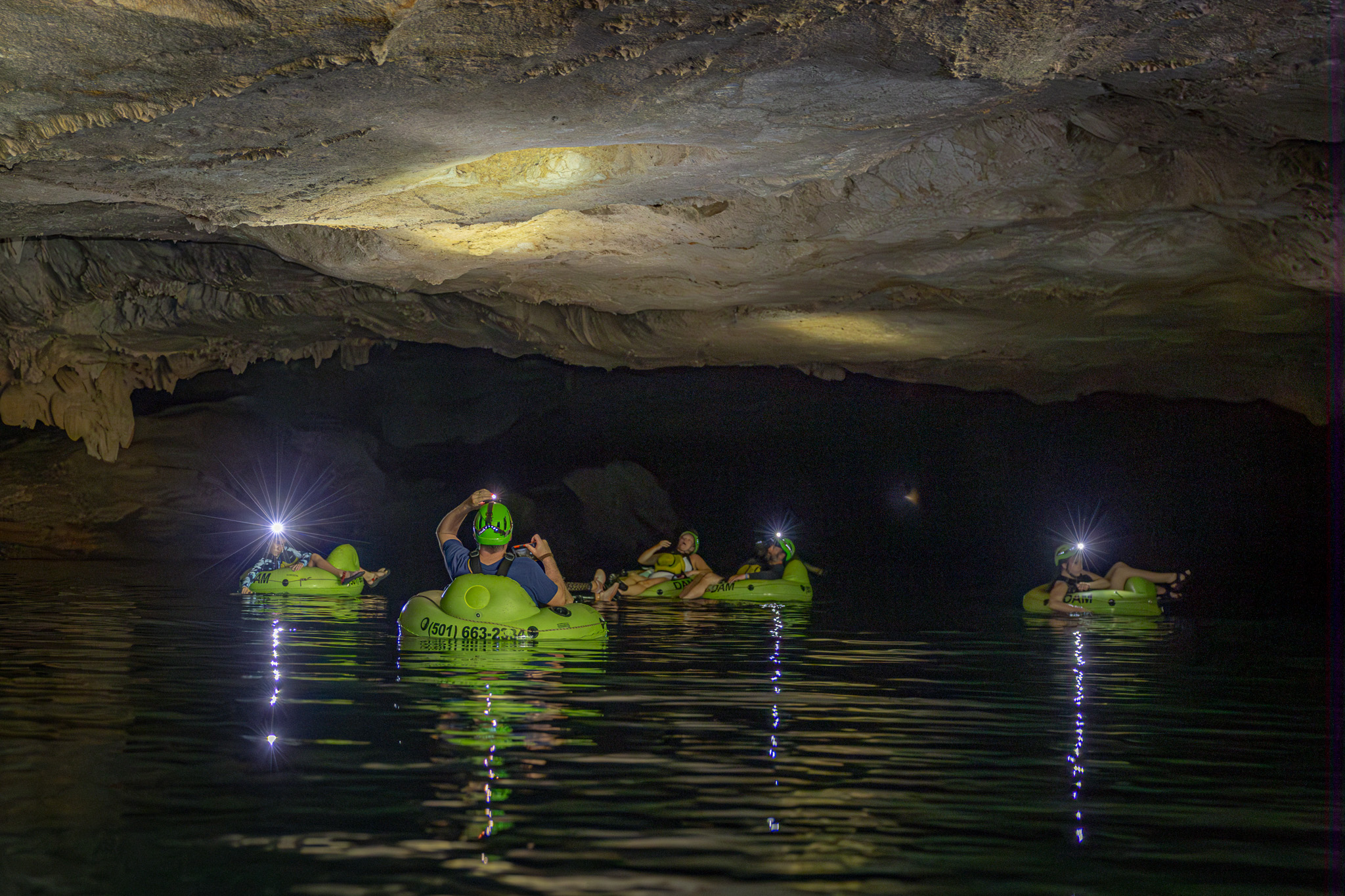 cave tubing belize